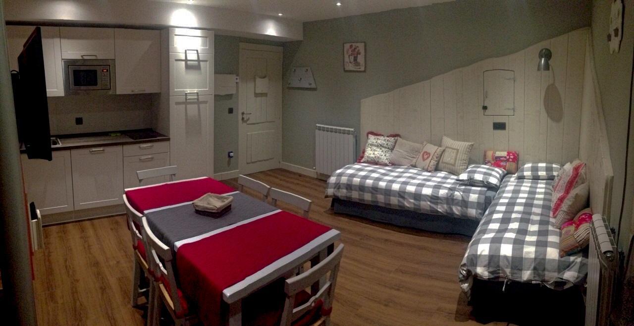 Apartamentos El Rincon De Andrea II Biescas  Dış mekan fotoğraf