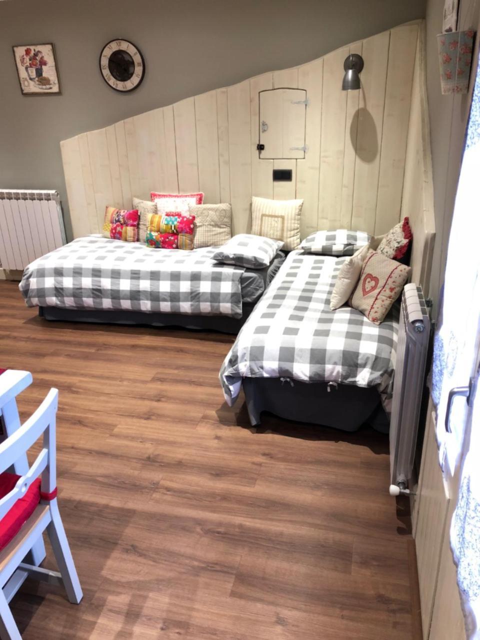 Apartamentos El Rincon De Andrea II Biescas  Dış mekan fotoğraf
