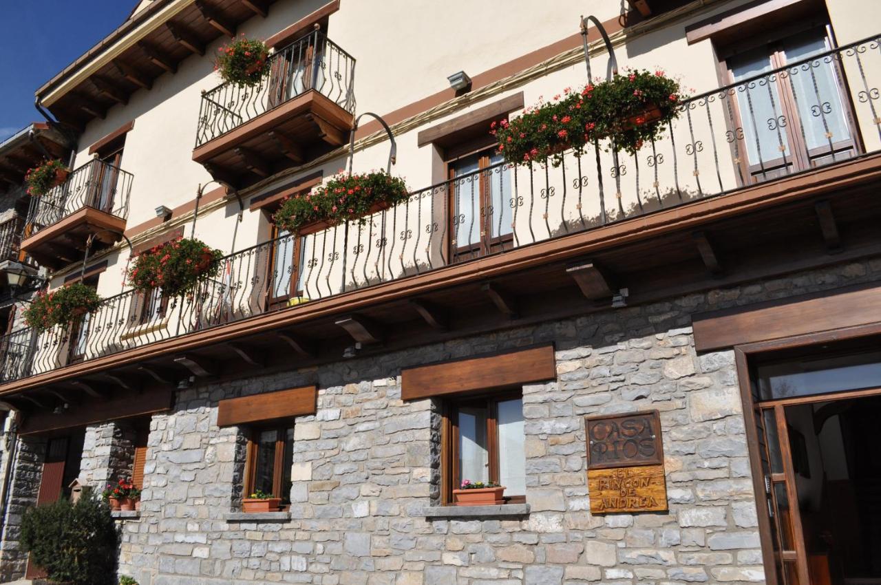 Apartamentos El Rincon De Andrea II Biescas  Dış mekan fotoğraf